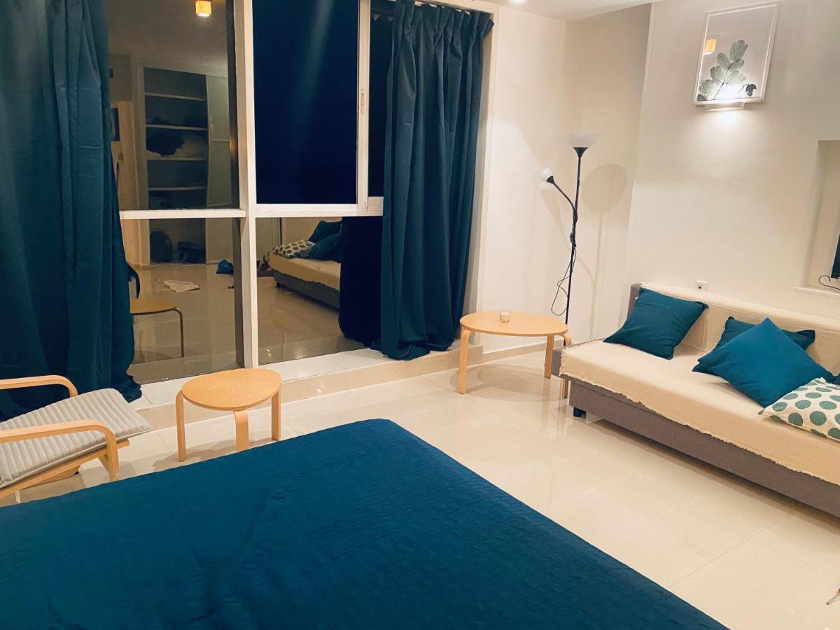 Sunny Sea View Studio Apartment Herzelia Exterior foto