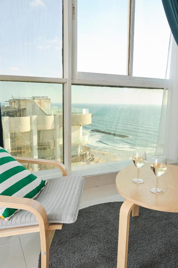 Sunny Sea View Studio Apartment Herzelia Exterior foto