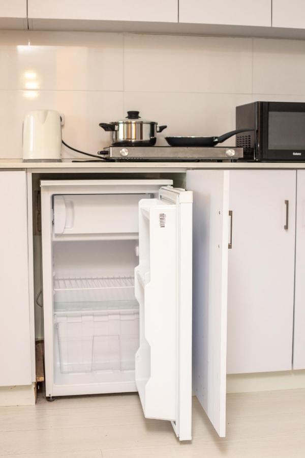 Sunny Sea View Studio Apartment Herzelia Exterior foto