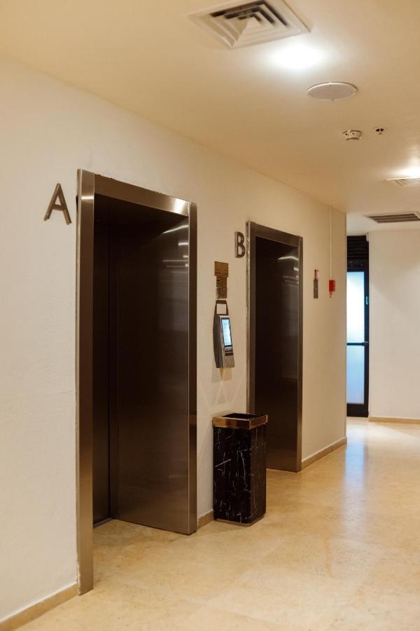 Sunny Sea View Studio Apartment Herzelia Exterior foto