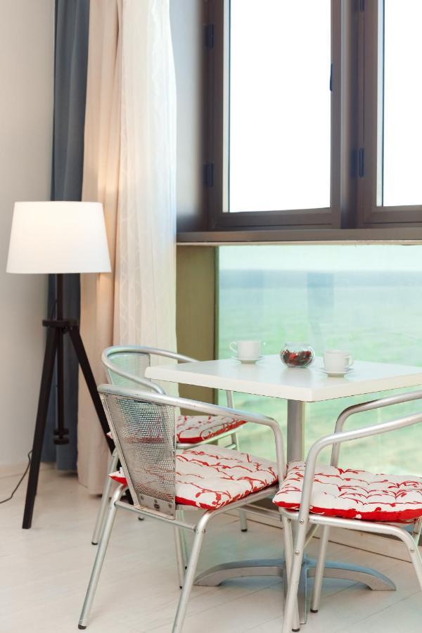Sunny Sea View Studio Apartment Herzelia Exterior foto
