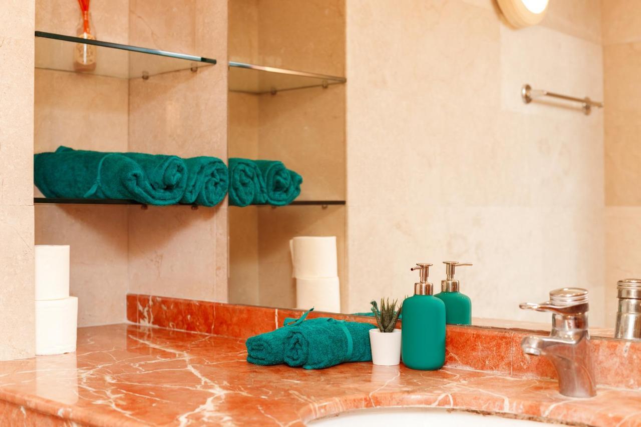 Sunny Sea View Studio Apartment Herzelia Exterior foto